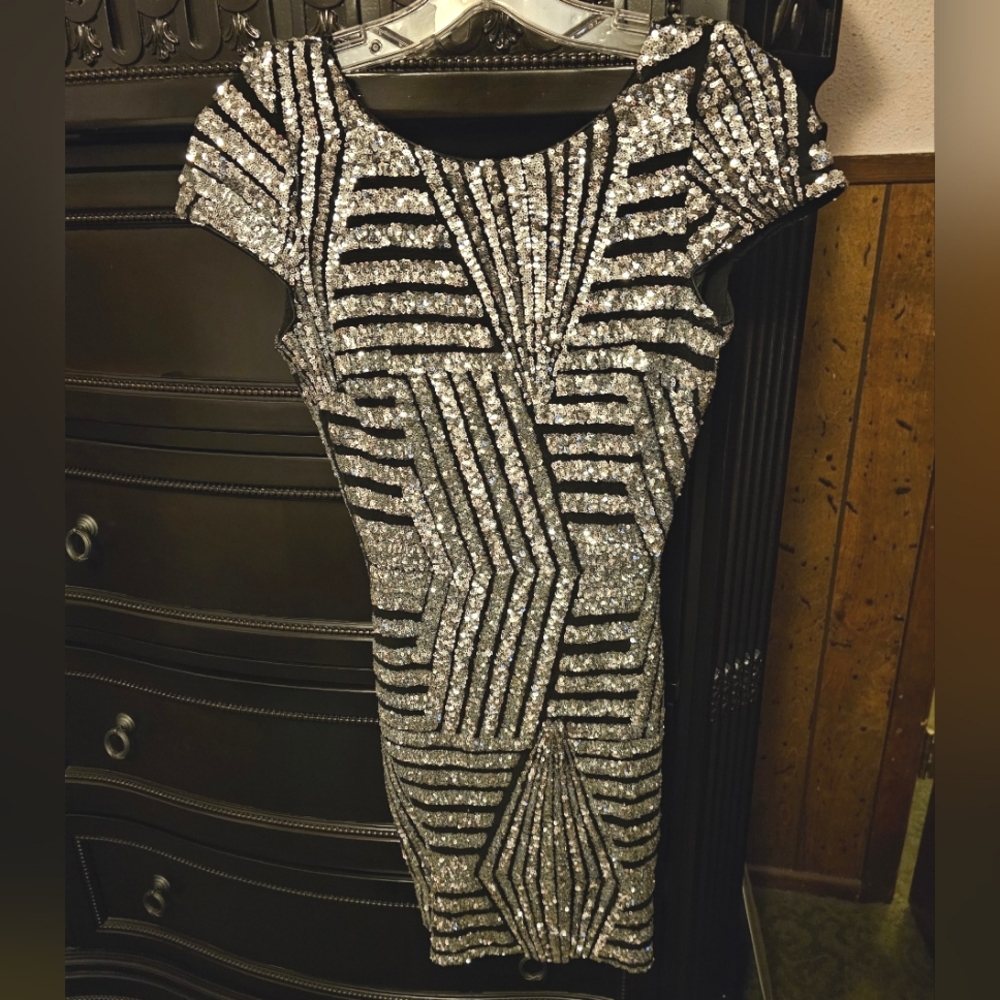 Dress the Population Sequin Las Vegas Silver Black Low Back Dress Glitz